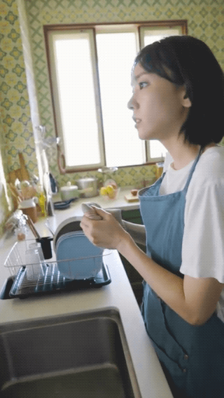 老婆做家务辛苦啦 新恒结衣暖心表情包合集