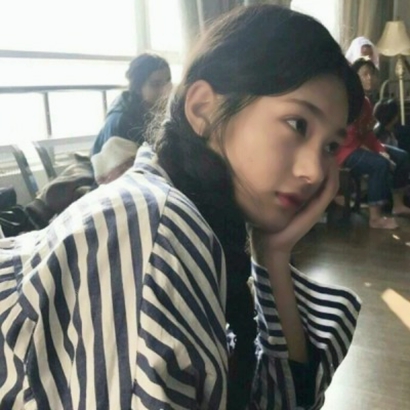 21张限量版QQ女生小清新头像 氛围感拉满的女头合集