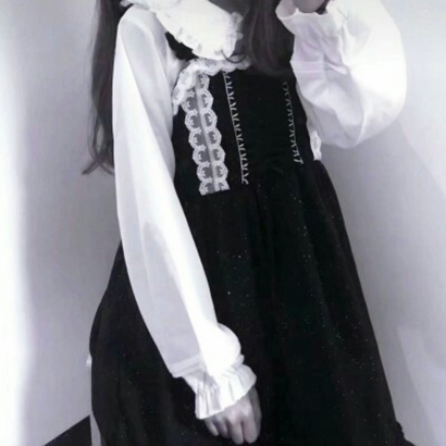 9张高清裙子款女生闺蜜部位头像 个性氛围感拉满