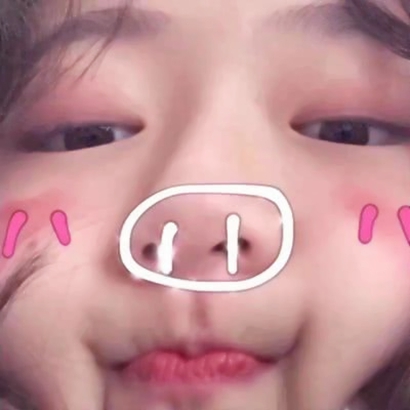 36张高清好看的女生时尚美妆头像图 速来收藏