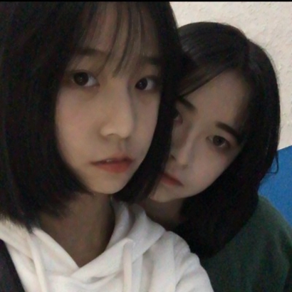 22张高清好看的女生双人闺蜜头像，一次配齐两张配对款