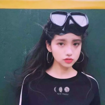 18张高清可爱女生潮流头像 氛围感拉满的时尚头像合集