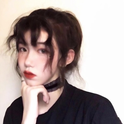 36张高清女生QQ头像 每一张都让人一眼心动