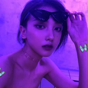 女生超拽霸气微信头像合集 14张高清氛围感拉满的女生头像