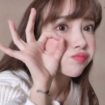 34组时尚感拉满的闺蜜头像！一对两张高清女生图