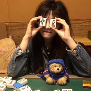 14张高清好看的时尚女生QQ头像合集