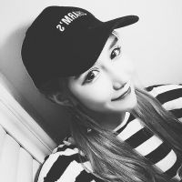 15张氛围感拉满的伤感黑白意境女生头像合集