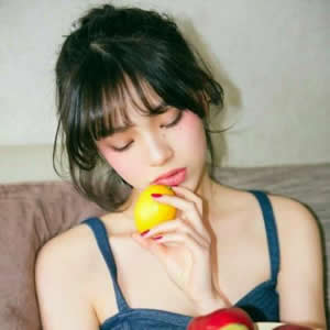 12张清新淡雅女生微信头像 氛围感拉满的小清新女头
