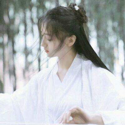 23张高清古装美女头像合集 氛围感拉满的古风女头