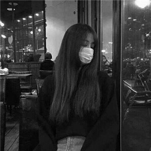 霸气又酷！14张黑白戴口罩女生头像高清合集