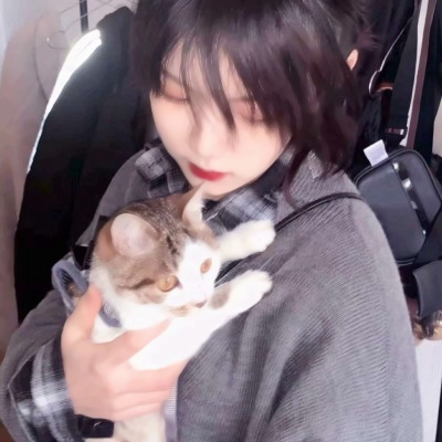 36张高清清纯可爱女生微信头像 换上直接变甜妹