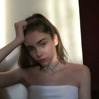 30张高清高冷欧美女生头像 自带气场的气质美女头像合集