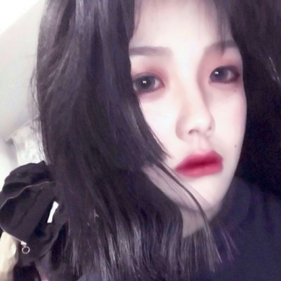 15张高清好看的超酷女生头像 清冷感拉满