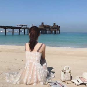 女生海边背影微信头像来啦！16张高清小清新氛围感图直接存