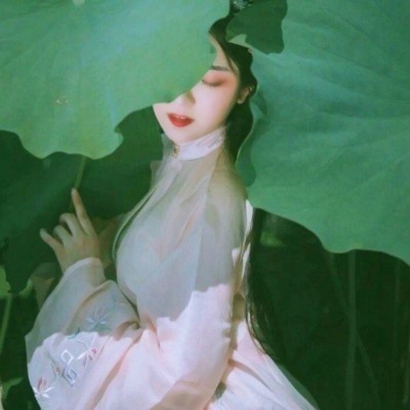 22张高清绿色系女生QQ头像 个性好看的女生头像合集