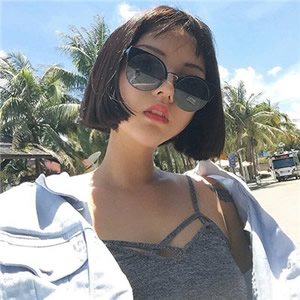 12张高清霸气社会风女生网图头像合集