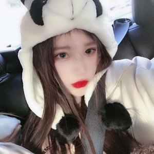 18张高清有气质的真人小清新女生微信头像