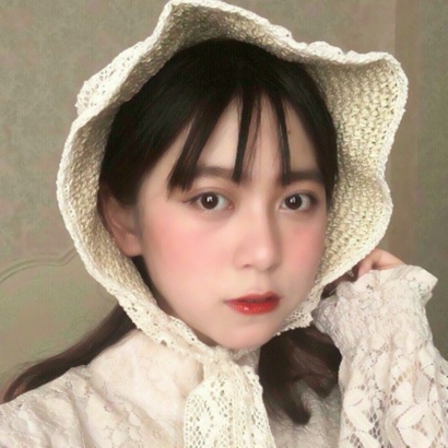 36张高清时尚闺蜜头像 一人一张的QQ女生头像合集