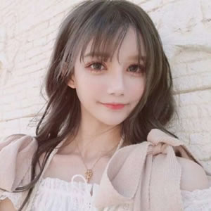 24张氛围感拉满！一左一右的时尚唯美闺蜜头像合集