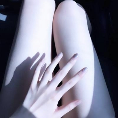 手控女生看过来！36张高清唯美意境手部头像图