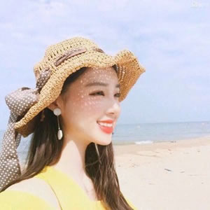 14张高清海边女生QQ头像 氛围感拉满的唯美款