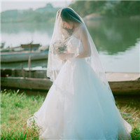 23张清新婚纱照风格女生QQ头像 氛围感拉满