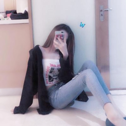 33张清新感网红女生头像 高清潮流美图合集