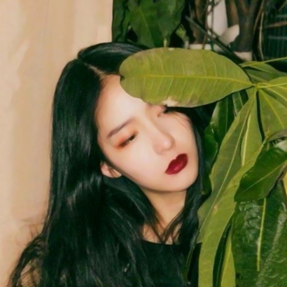 22张高清绿色系女生QQ头像 个性好看的女生头像合集