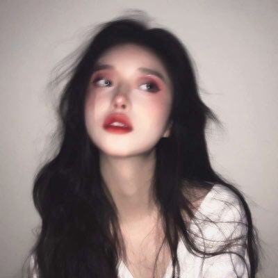 白富美风格微信头像合集 14张高清好看的女生头像分享