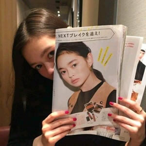 12张高清小清新时尚女生头像 适配微信的大方氛围感头像