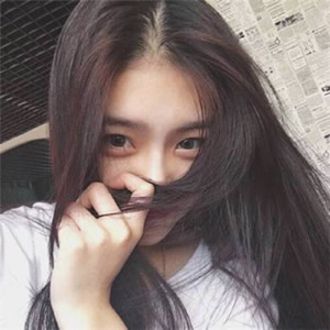 女生简单气质高清头像合集 共16张