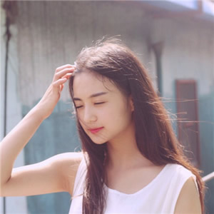 微信长发美女真人头像合集 12张唯美意境款