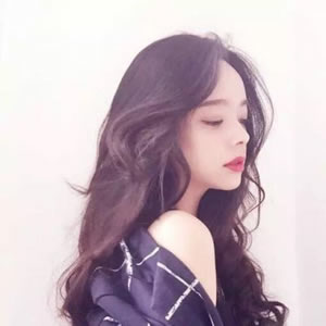 18张高清成熟气质女生头像 高贵又有氛围感的社会女头合集