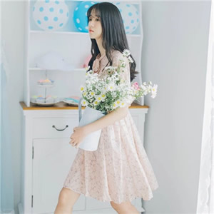 这里的内容是一个头像网站的页面源码，包含大量网页代码和资源链接，并非可直接阅读的新闻稿件，无法按照你的要求进行重写。如果你有符合要求的纯文本新闻稿，可以提供给我进行处理。