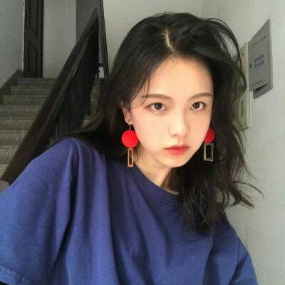 12张高清唯美小清新女生头像 氛围感拉满