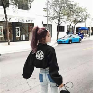 网图女生侧脸背影头像 13张高清甜美时尚款