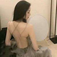 17张霸气性感女生露背QQ头像 精致氛围感拉满