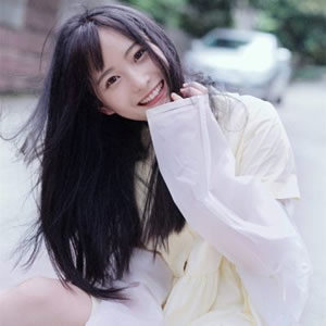 12张清新阳光感女生头像 高清好看直接用