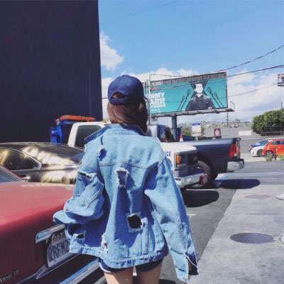 12张高清真人女生背影头像 全身好看的女头素材