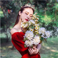 23张清新婚纱照风格女生QQ头像 氛围感拉满