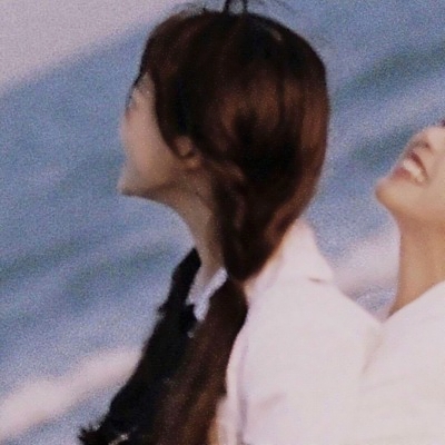 22组闺蜜微信头像合集 手把手教你get同款闺蜜感