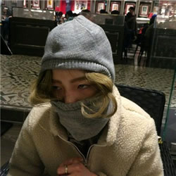 16张高清女生侧脸头像 个性又好看的QQ头像素材