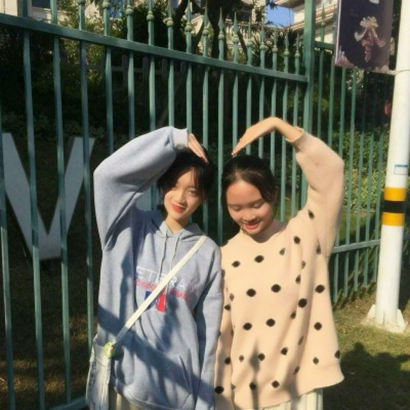 22张高清好看的女生双人闺蜜头像，一次配齐两张配对款