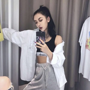 女生霸气冷艳超酷头像合集！16张拽姐范儿头像直接拿走