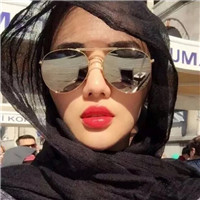 18张高冷霸气戴墨镜女生头像 自带气场的酷飒女孩头像合集