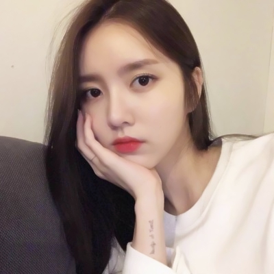 21张霸气女网红头像 高清好看的女生头像合集