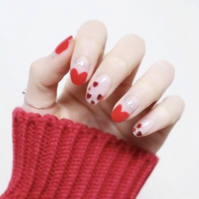 15张高清好看的美甲女生微信头像合集