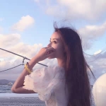 14张高清漂亮女生头像 适合社交平台用的好看头像合集