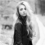 18张欧美风女生灰色伤感头像 氛围感拉满