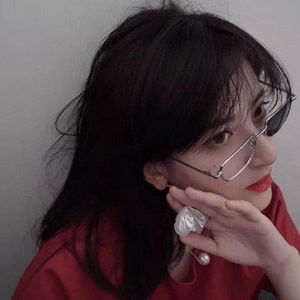 16张高清个性超酷非主流女生头像合集